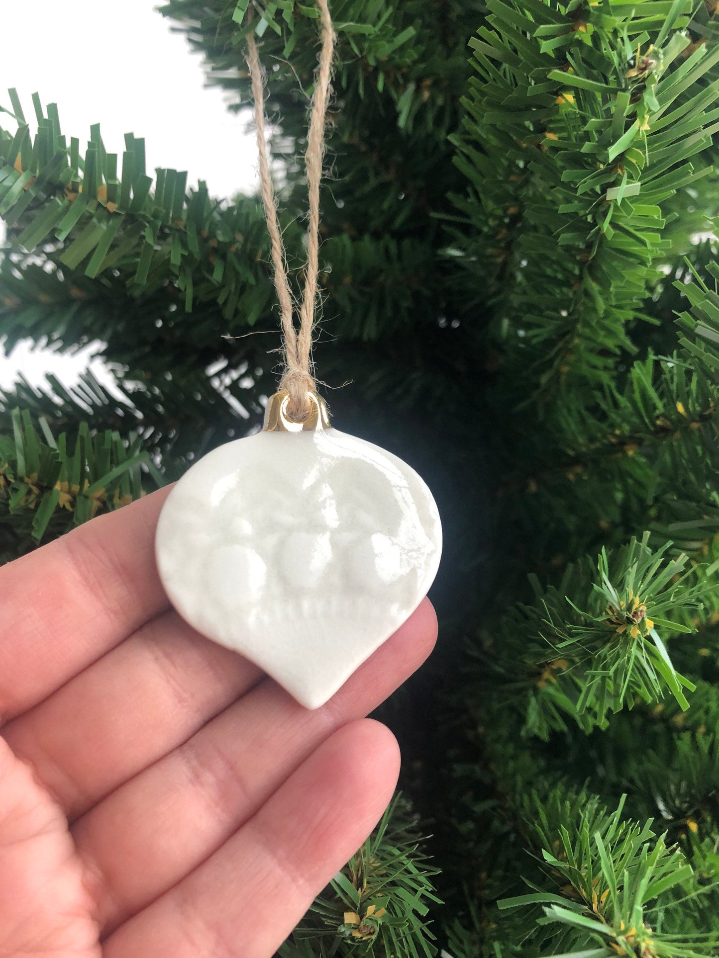 Mini White Christmas bauble