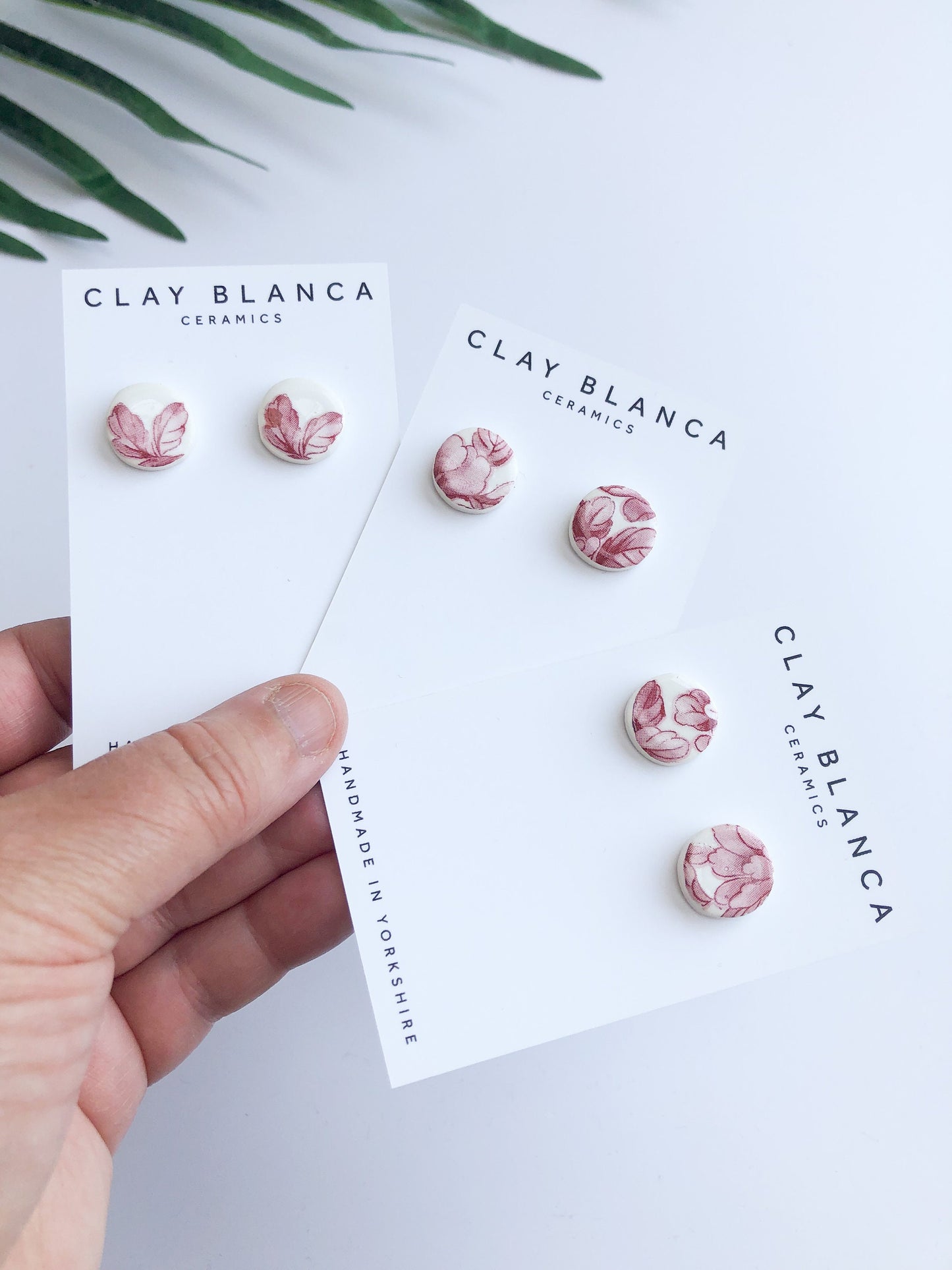 Vintage Red - small round studs