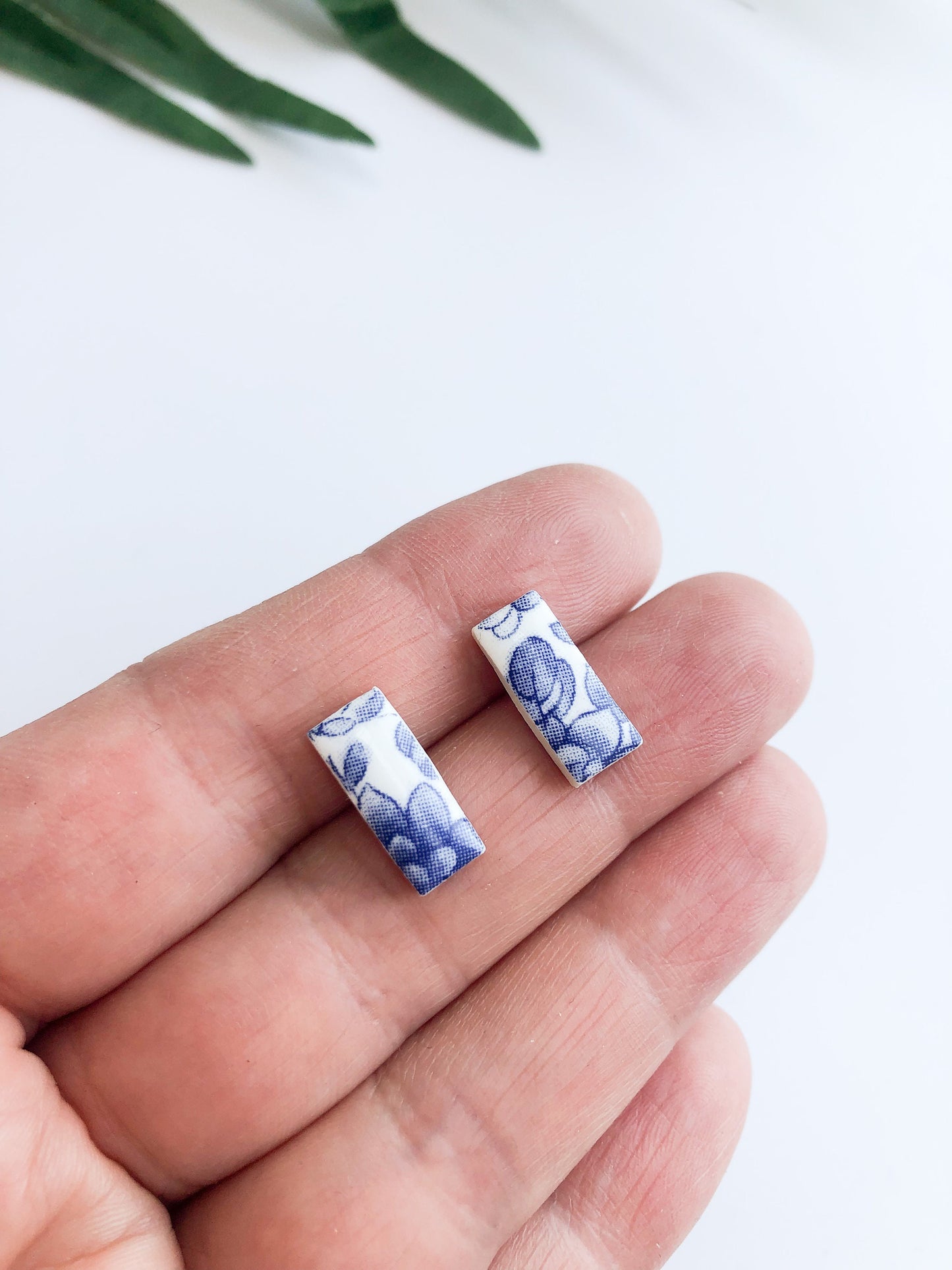 Vintage china - blue small rectangle studs