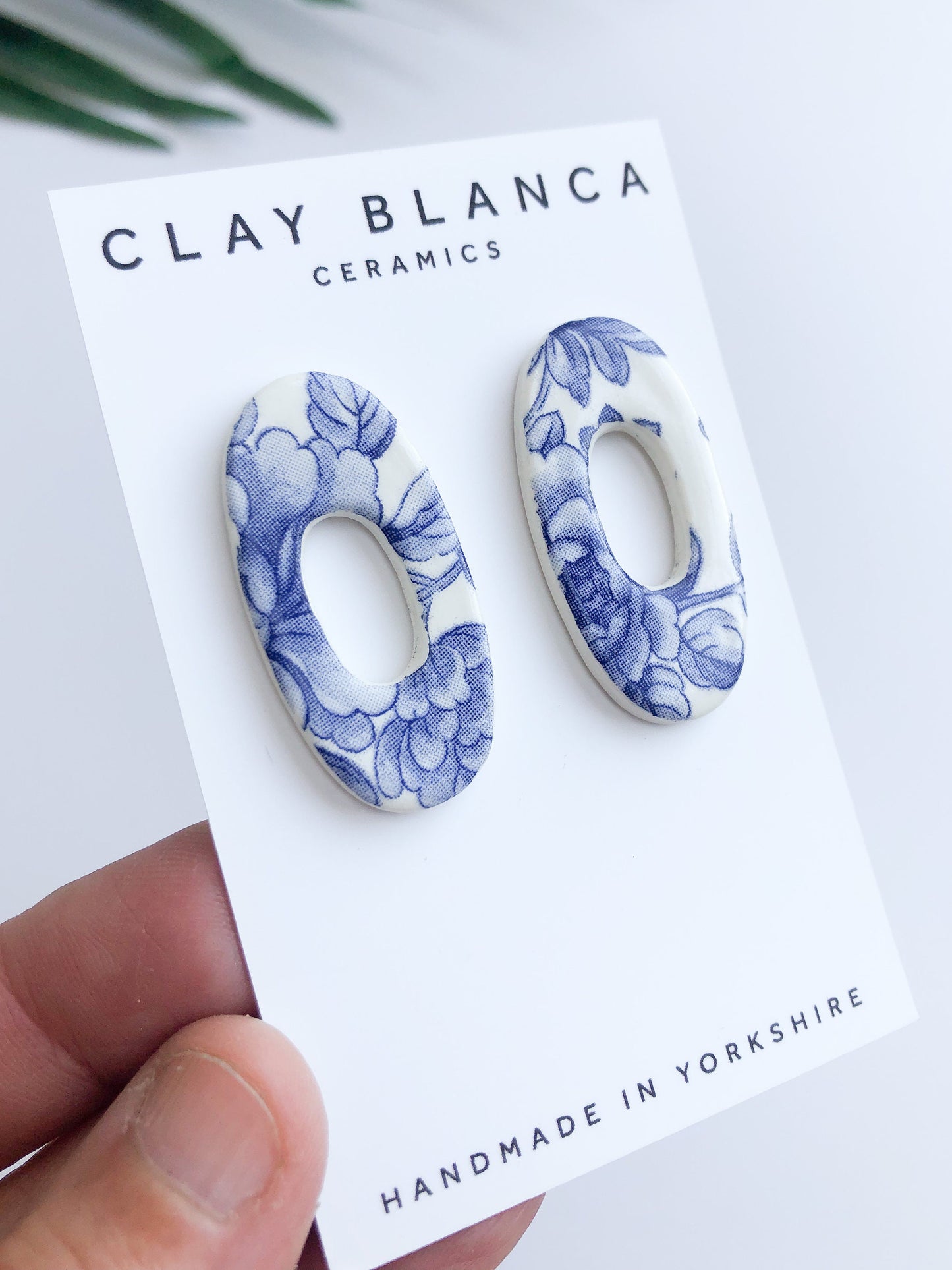 Vintage china - blue large oval studs