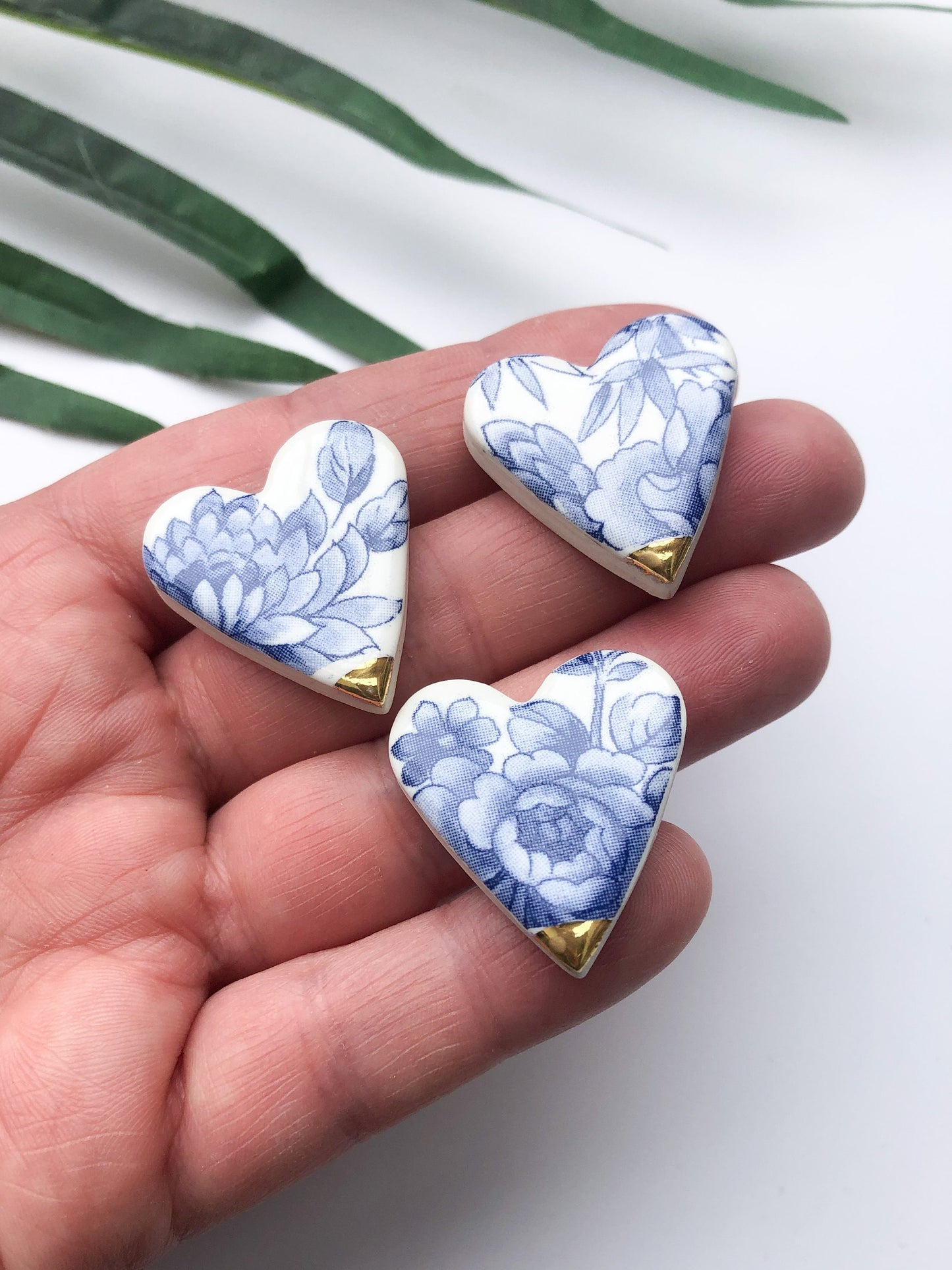 Brooch Blue China heart with gold tip