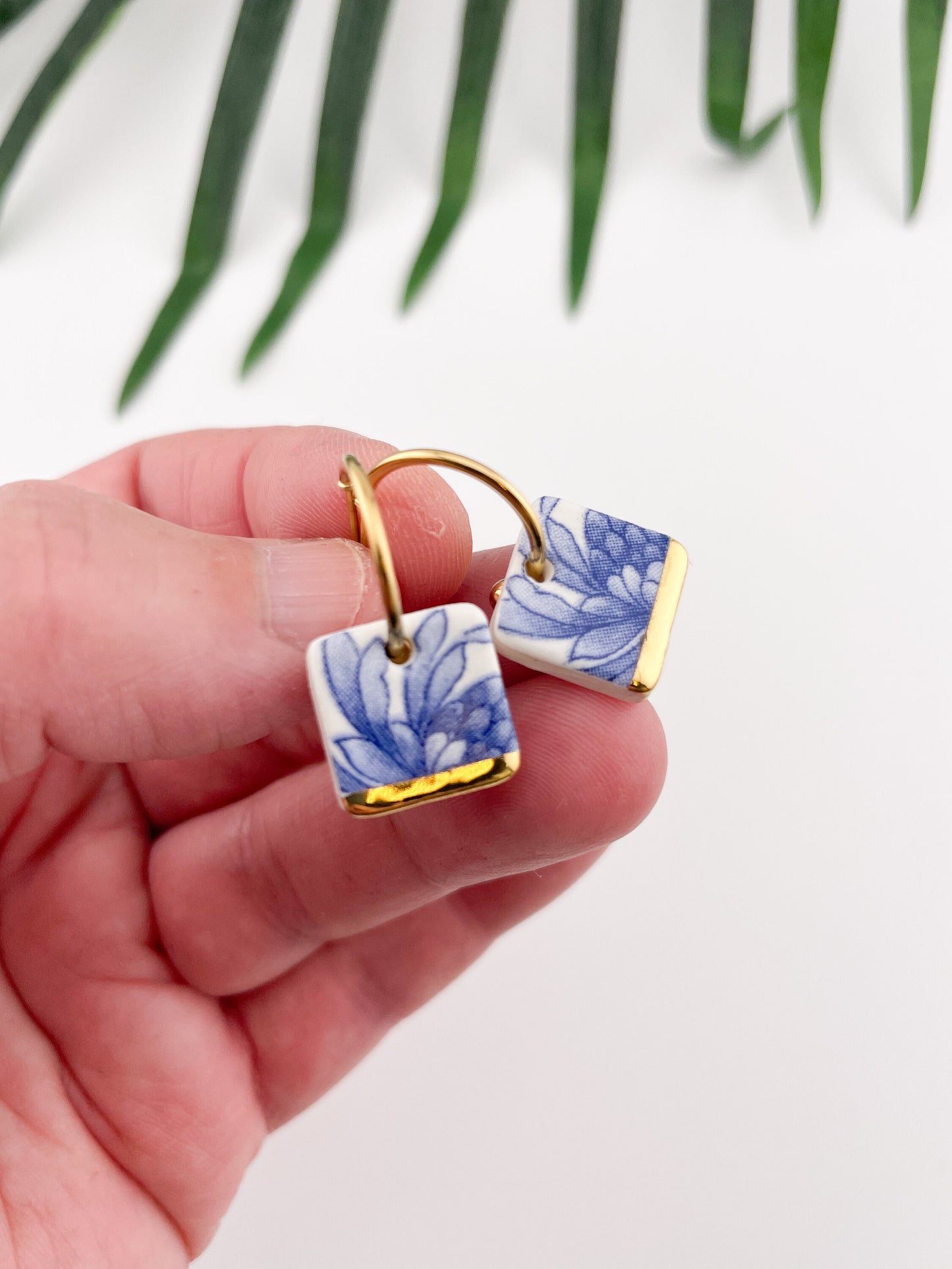 Vintage china - square blue dangles on small gold hoops